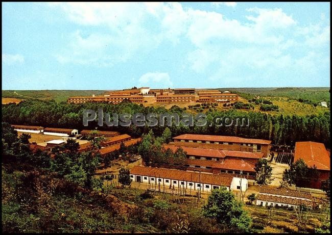 Foto antigua de Campamento Militar en El Ferral de Bernesga (León)