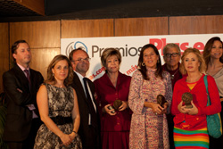 Laura Valenzuela, Agatha Ruiz de la Prada, BBVA y Nivea recibieron su premio Plus es M�s 2011
