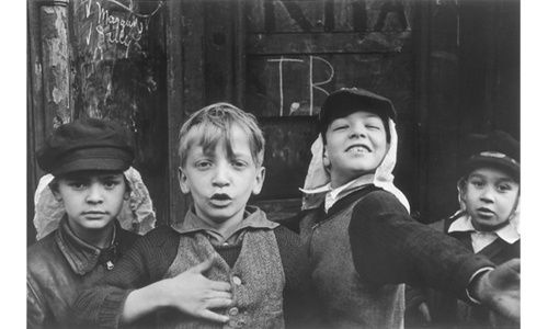 'Helen levitt. lírica urbana. fotografías 1936-1993', museo colecciones ico, Madrid