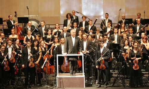 Orquesta west-eastern divan, plaza mayor, Madrid