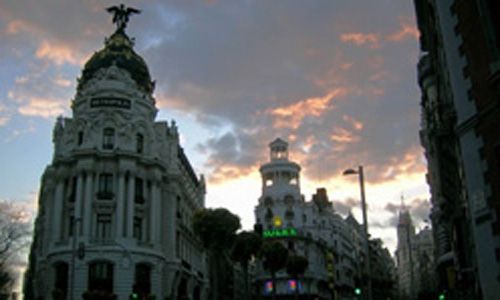 Visita guiada (accesible para personas con discapacidad física y/o visual): 'Gran vía: 100 años de historia', Madrid