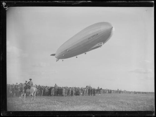 Las fotografías de 1908-1940 de marín se exponen en almería