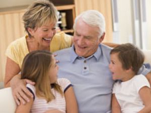 Una Ley que protege la relación abuelos-nietos