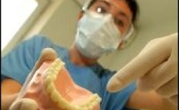 ¿Se pueden tener caries por primera vez después de los cincuenta?