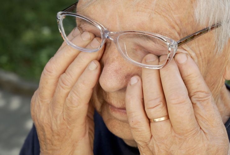 ¿Qué significa tener la tensión alta en el ojo en las personas mayores? ¿Tengo riesgo de glaucoma?
