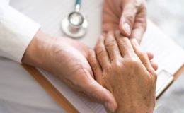 Consejos útiles para cuidar de personas con Alzheimer