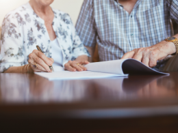 Lectura del testamento: solo o con mis hermanos