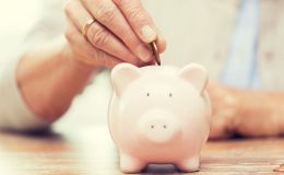 Cómo pagar la residencia de mayores sin perder los ahorros