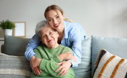 Compartir piso alarga la vida de las personas mayores