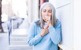 Los síntomas de la bronquitis en personas mayores