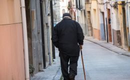 ¿Tropezarás en la vejez? Así se descubre quién corre riesgo de caídas