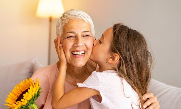 Beneficios de los besos para las personas mayores