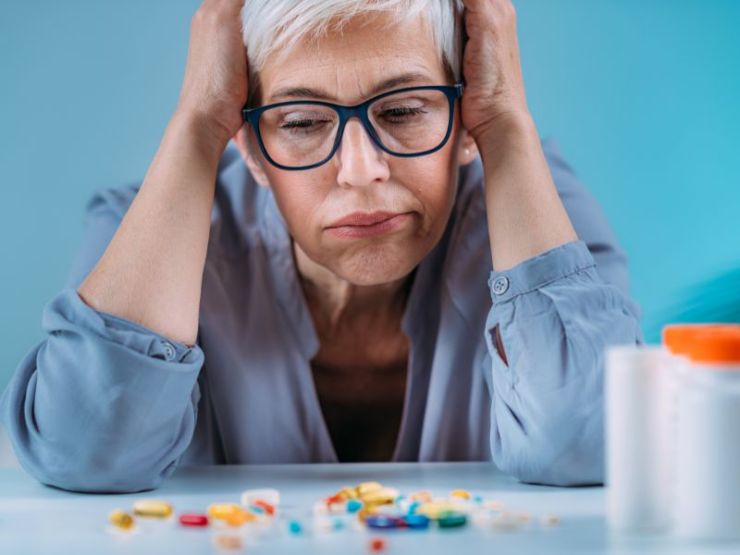 ¿Y si me la he tomado dos veces? El peligro silencioso de duplicar la medicación a partir de los 65