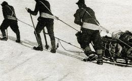 Apellidos de los hombres que conquistaron los polos