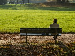 ¿Cobras una pensión de viudedad? El dato de agosto destapa una desigualdad que afecta a miles de personas mayores
