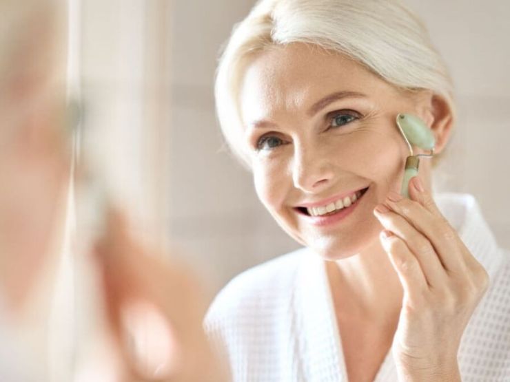 Piel sensible en personas mayores: cómo elegir cosméticos suaves y evitar irritaciones
