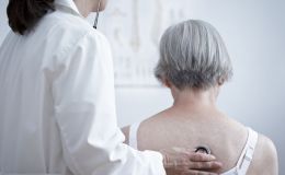 Neumonía: causas, síntomas y tratamiento