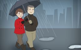 Pareja de jubilados paseando bajo la lluvia