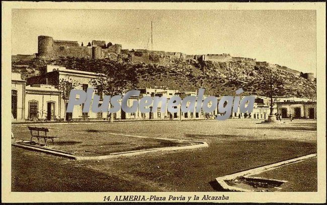 Plaza pavia y la alcazaba de almería