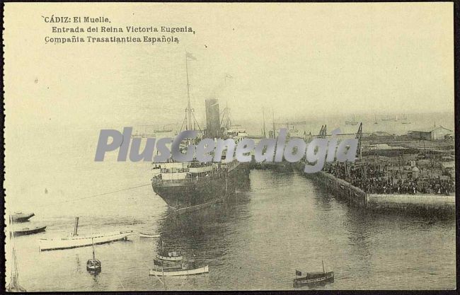 Entrada del barco reina victoria eugenia de la compañía trasatlántica española en el muelle de cádiz