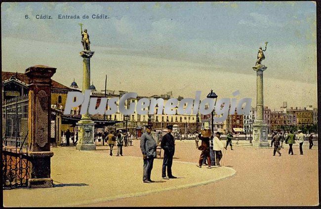 Entrada a la ciudad de cádiz