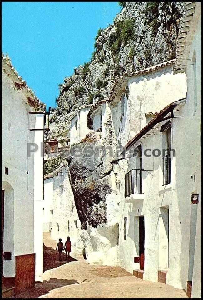 Calle torre y peñón de la becerra de ubrique (cádiz)