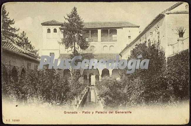 Patio y palacio del generalife de la alhambra de granada