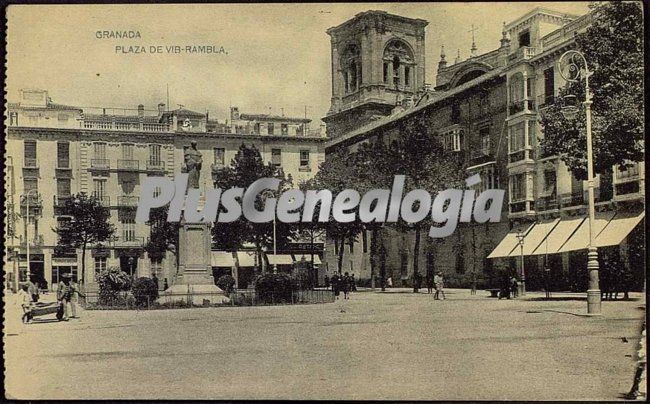 Plaza de vib - rambla en granada