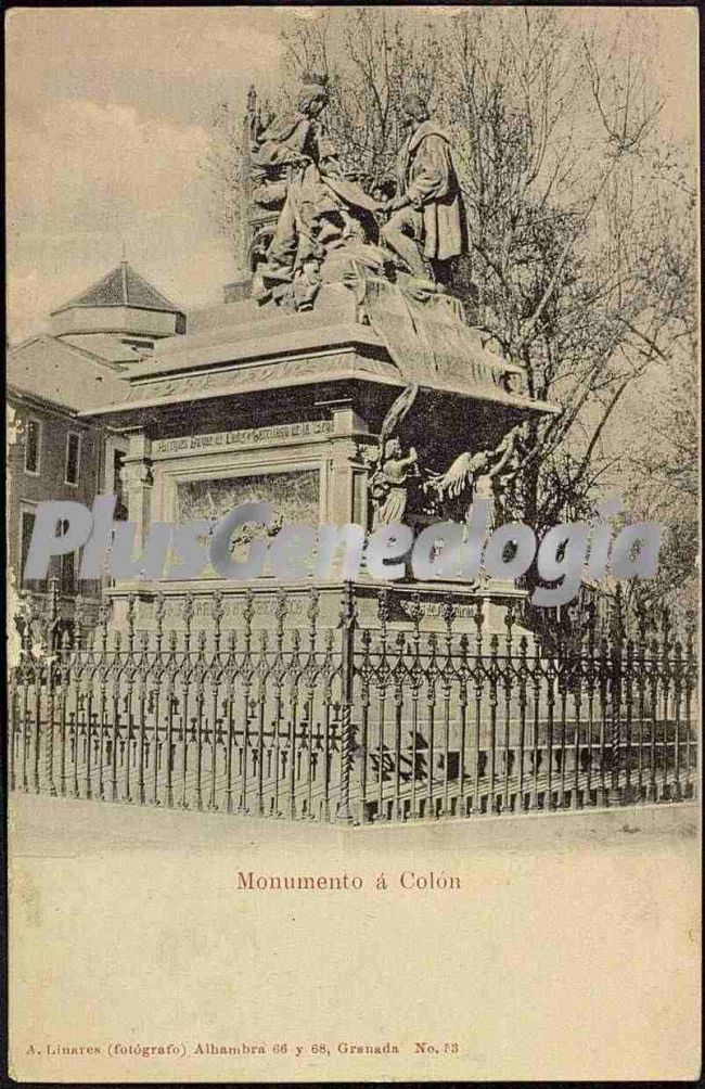 Monumento a colón en granada