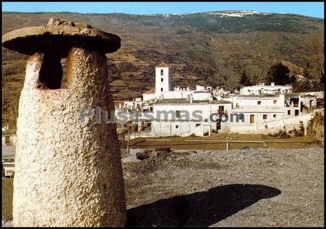 Detalle chimenea en la alpujarra (granada)