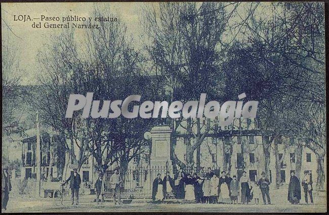 Paseo público y estatua del general narváez en loja (granada)