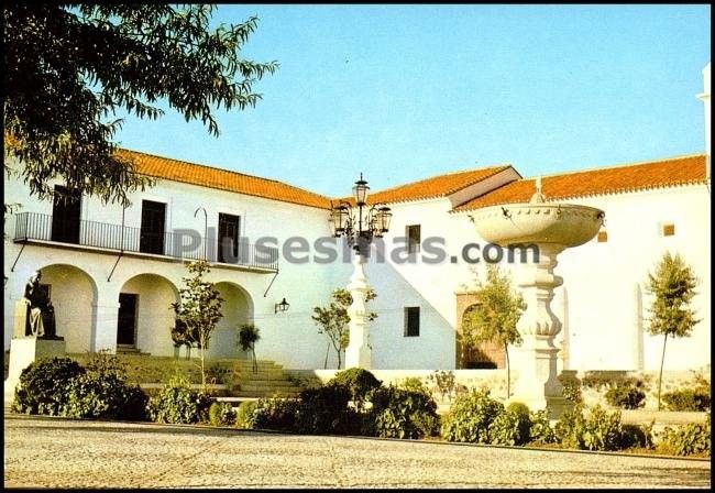 Plaza de doña elvira embid de aracena (huelva)