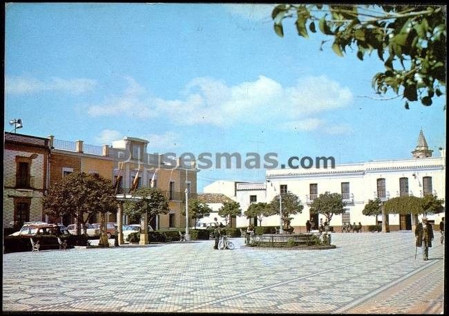 Plaza de calvo sotelo en gibraleón (huelva)