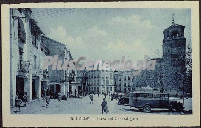 Plaza general saro en úbeda (jaén)