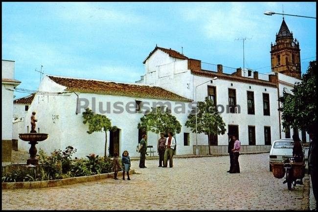 Plaza del ayuntamiento de aznalcóllar (sevilla)