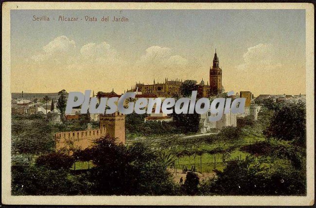 Vista del jardín del alcázar de sevilla