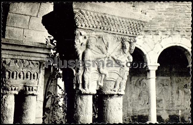 Capitel románico del claustro de alquezar (huesca)