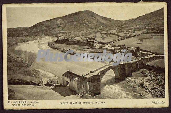 Puente románico sobre el río ara a su paso por boltaña (huesca)