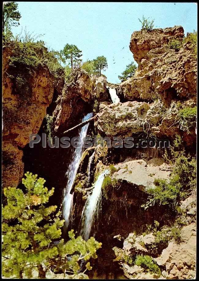 Cascada balida del molino viejo de calomarde (teruel)