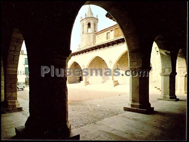 Cantavieja. plaza cristo rey (teruel)