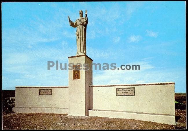 Monumento al corazón de jesús en cosa (teruel)