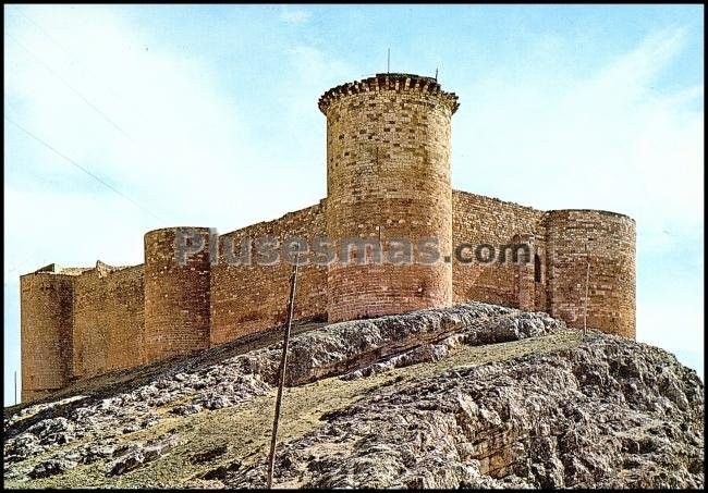 Castillo de mesones de isuela (zaragoza)