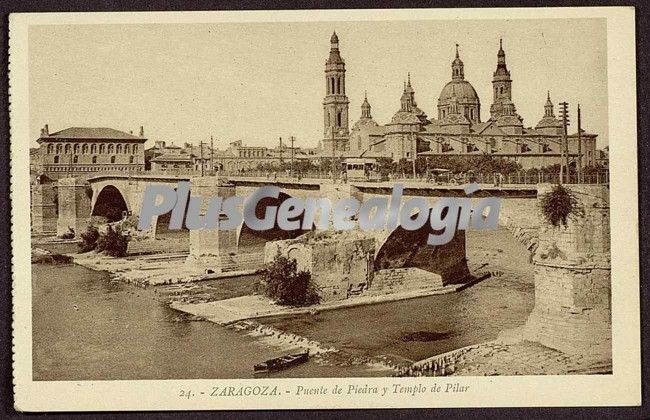 Puente de piedra y templo del pilar de zaragoza