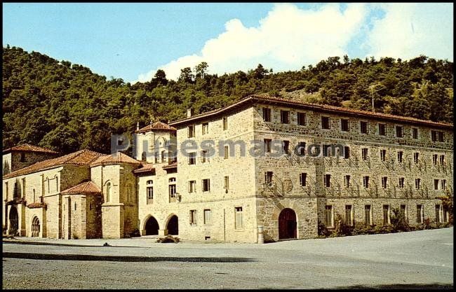 Iglesia y residencia de santo toribio de liebana (cantabria)