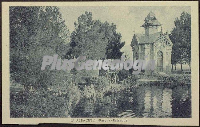 Estanque del parque de albacete