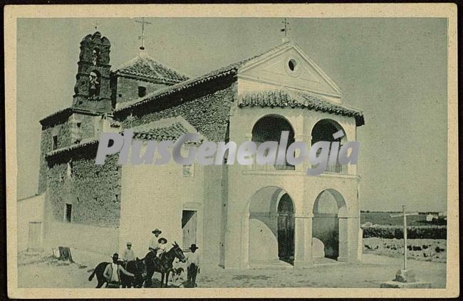 Pequeña iglesia de ciudad real