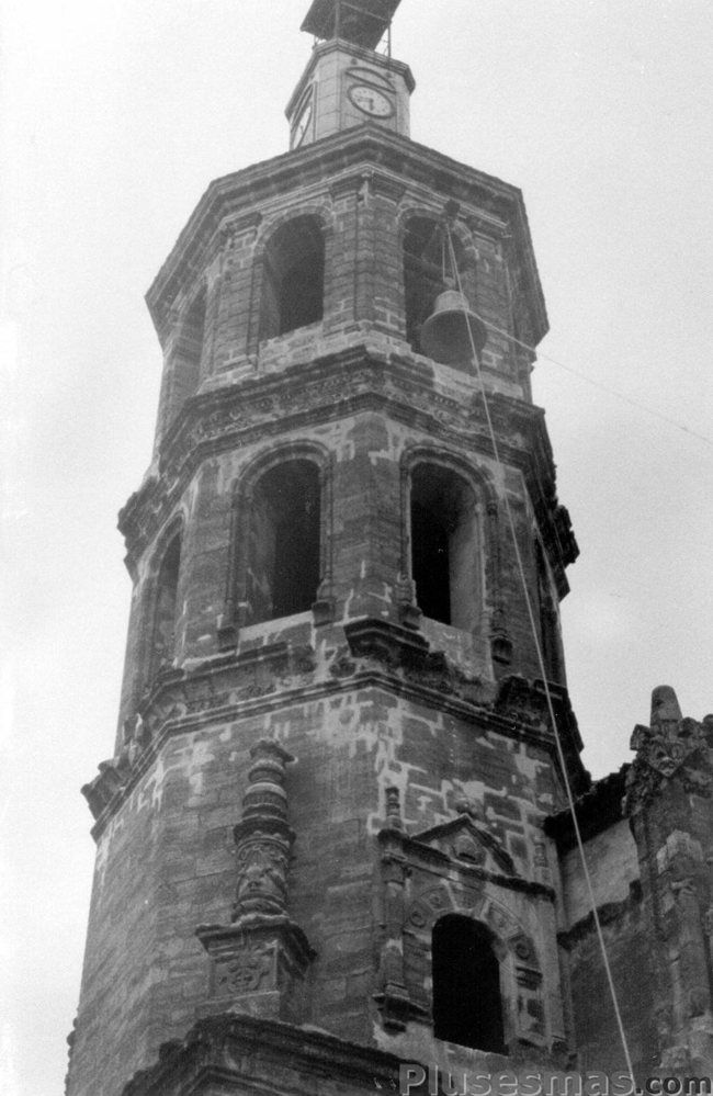Torre de la iglesia de valdepeñas