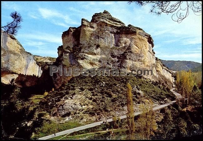 Piedra del castillo y roca de la hoz en fuentescusa (cuenca)