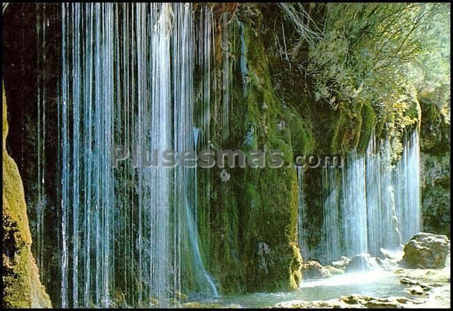 Cascada del río cuervo en tragacete (cuenca)