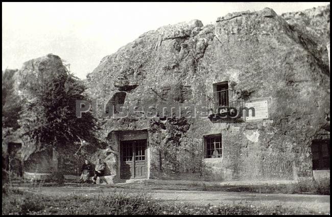 Casa de piedra en alcolea del pinar (guadalajara)